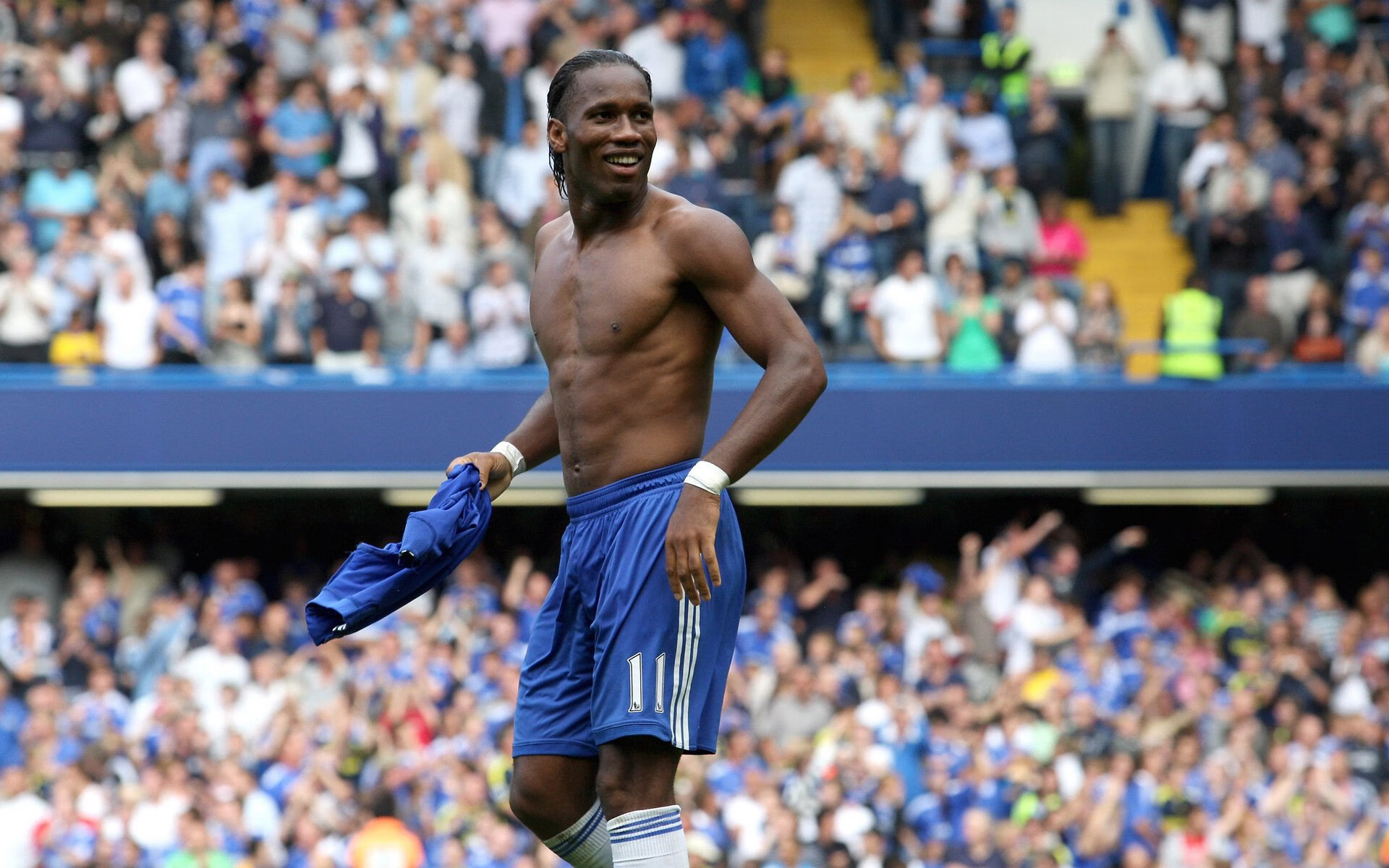 又要被放弃了？被换上后又被换下的，桑乔的不满令主帅很难堪，桑乔为啥现在替补